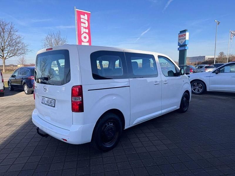 Gebraucht Opel Vivaro 150 PS (110 kW) 2020 Weiß Van / Kleinbus