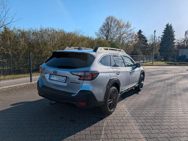 Gebraucht Subaru Outback Exclusive+ 169 PS (124 kW) 2024 Silber Kombi