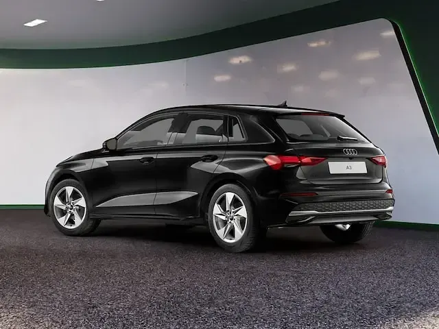 Gebraucht Audi A3 Advanced Plus 150 PS (110 kW) 2025 Schwarz / mythosschwarz Limousine