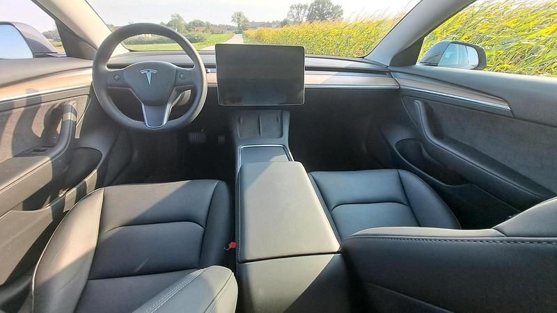 Gebraucht Tesla Model 3 RWD 239 kW (325 PS) 2022 Grau Limousine