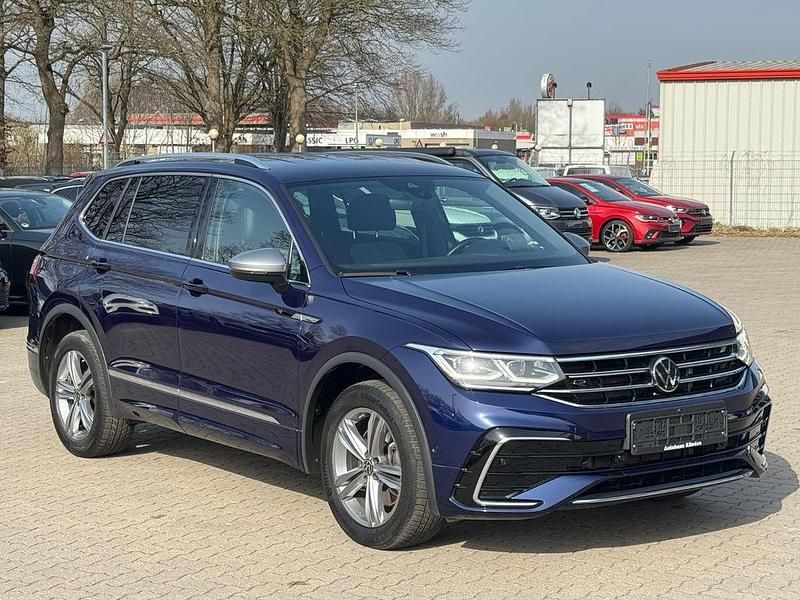 Gebraucht VW Tiguan Allspace R-line 200 PS (147 kW) 2022 Blau SUV