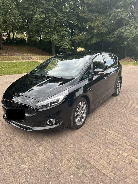 Schwarz Gebraucht 2018 Ford S-MAX ST-Line Van / Kleinbus | 15.900 € (Superpreis) - Bild 1/4