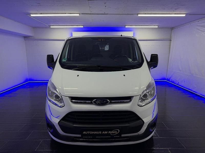 Weiß Gebraucht 2018 Ford Transit Custom Van / Kleinbus | 18.499 € (Guter Preis) - Bild 1/4
