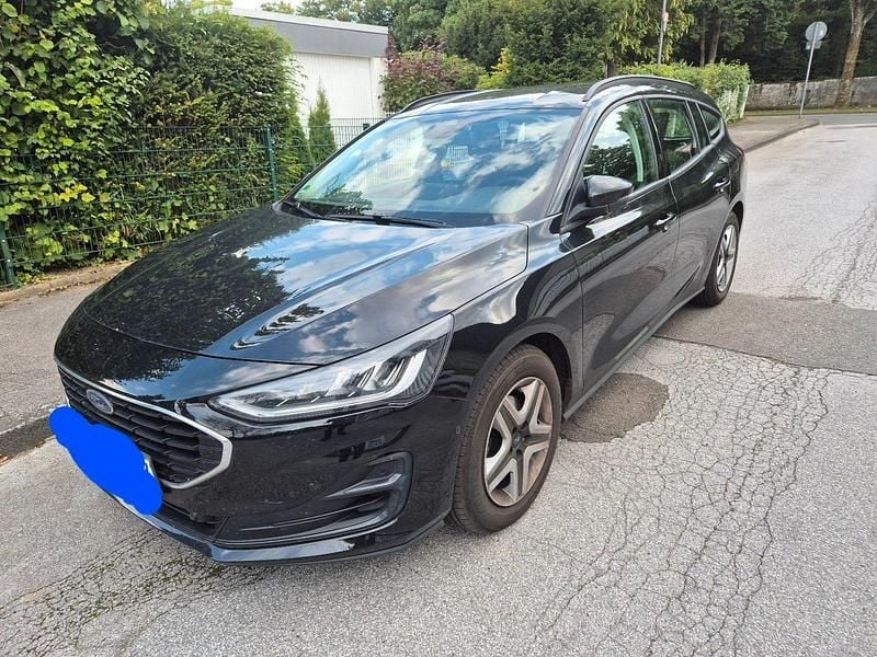 Schwarz Gebraucht 2022 Ford Focus Active Kombi | 16.999 € (Superpreis) - Bild 1/4