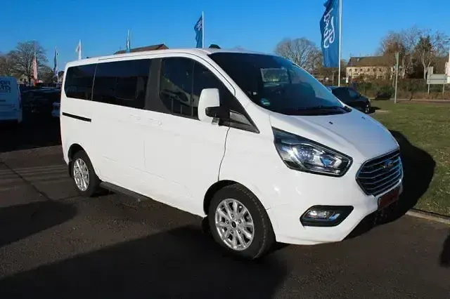 Gebraucht Ford Tourneo Custom 170 PS (125 kW) 2023 Andere Van