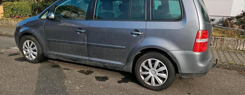 Gebraucht VW Touran Highline 140 PS (102 kW) 2006 Grau Van / Kleinbus