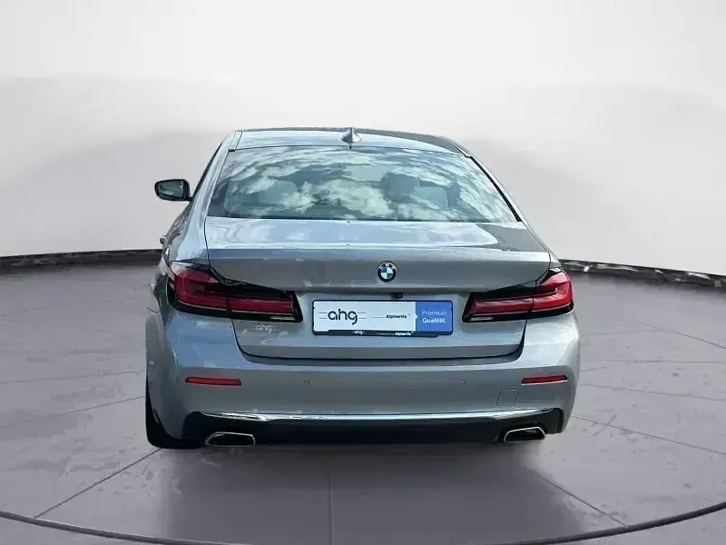 Gebraucht BMW 530 Luxury Line 286 PS (210 kW) 2023 Grau Limousine