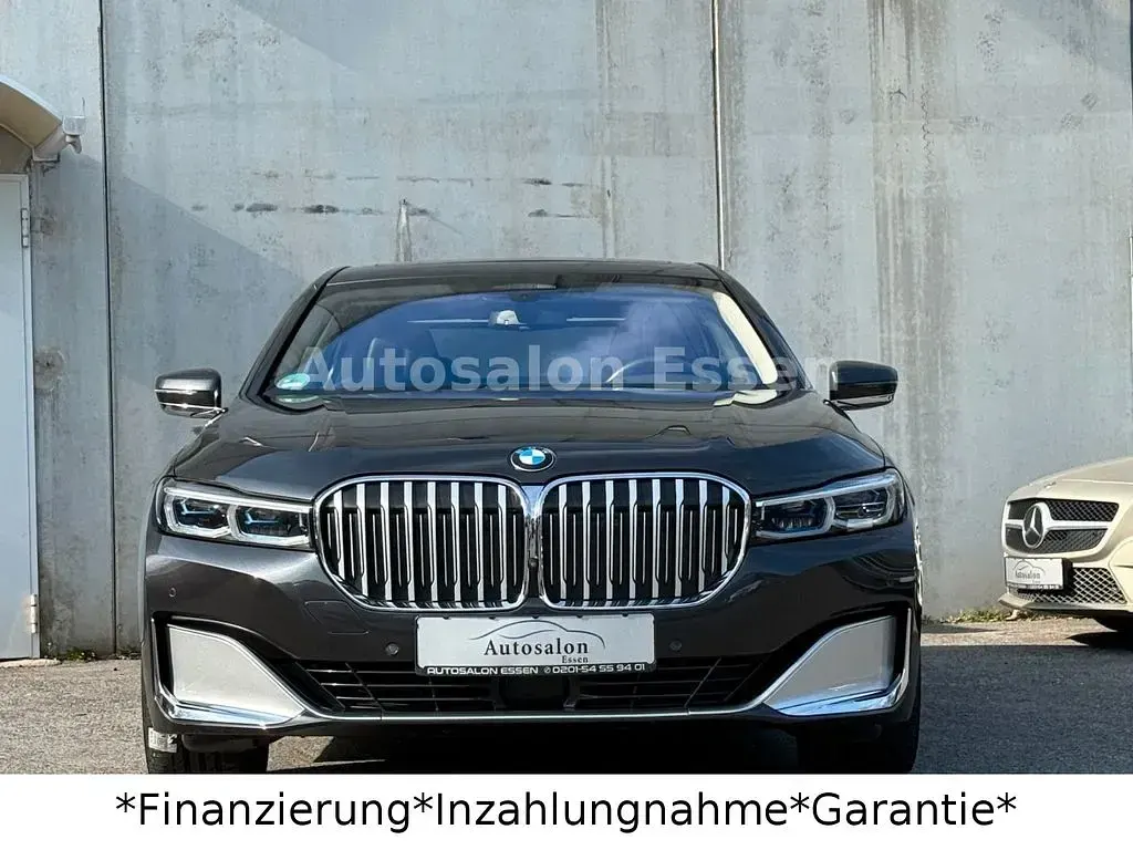 Gebraucht BMW 730 Performance 286 PS (210 kW) 2021 Grau Limousine