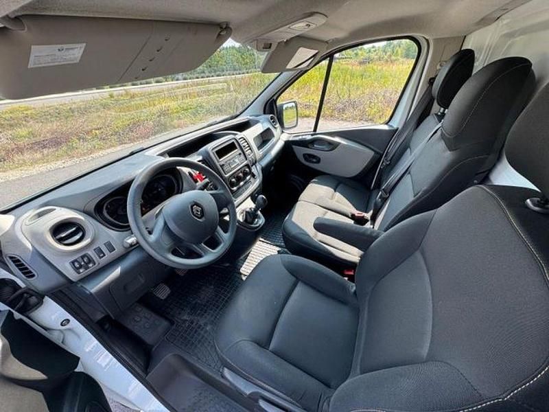 Gebraucht Renault Trafic 120 PS (88 kW) 2019 Weiss Van / Kleinbus