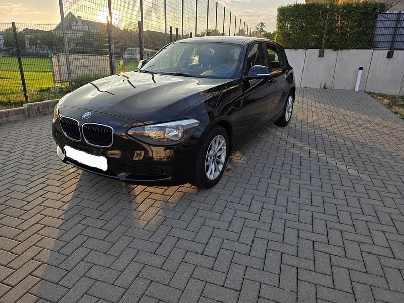 Schwarz Gebraucht 2014 BMW 116 Kleinwagen | 6.500 € (Fairer Preis) - Bild 1/4