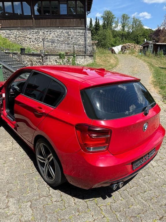 Gebraucht BMW 125 Sport Line 218 PS (160 kW) 2014 Rot Kleinwagen