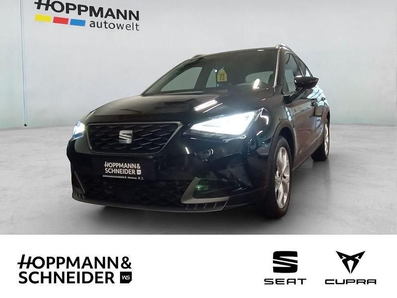Midnight schwarz metallic Gebraucht 2025 Seat Arona Sport SUV | 23.980 € (Etwas zu teuer) - Bild 1/4