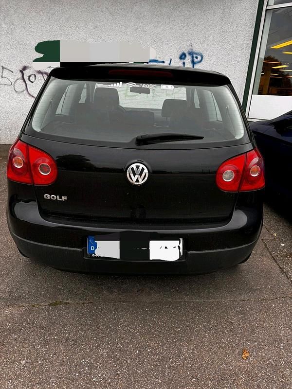Schwarz Gebraucht 2005 VW Golf V Coupé | 1.000 € (Superpreis) - Bild 1/4