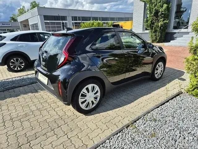 Gebraucht Toyota Aygo X Business Edition 72 PS (52 kW) 2024 Schwarz SUV