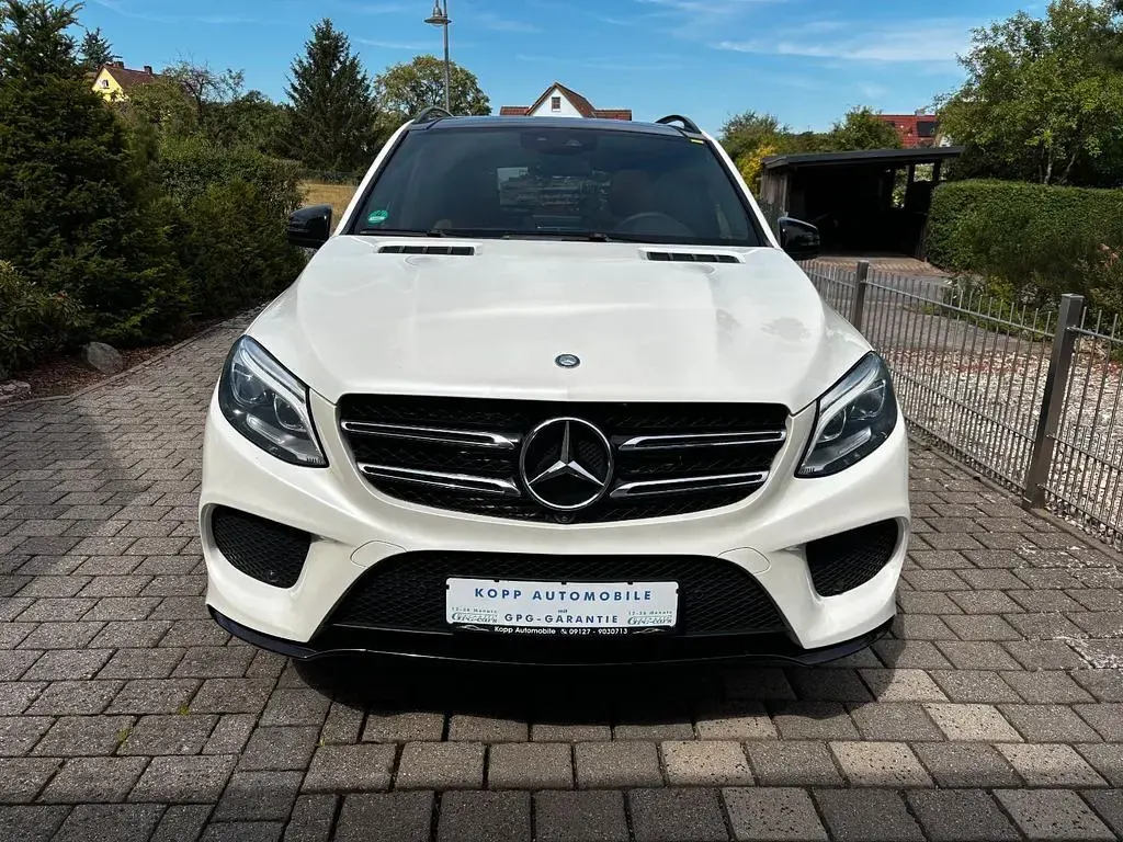 Gebraucht Mercedes GLE350 AMG line 258 PS (189 kW) 2016 Weiß SUV