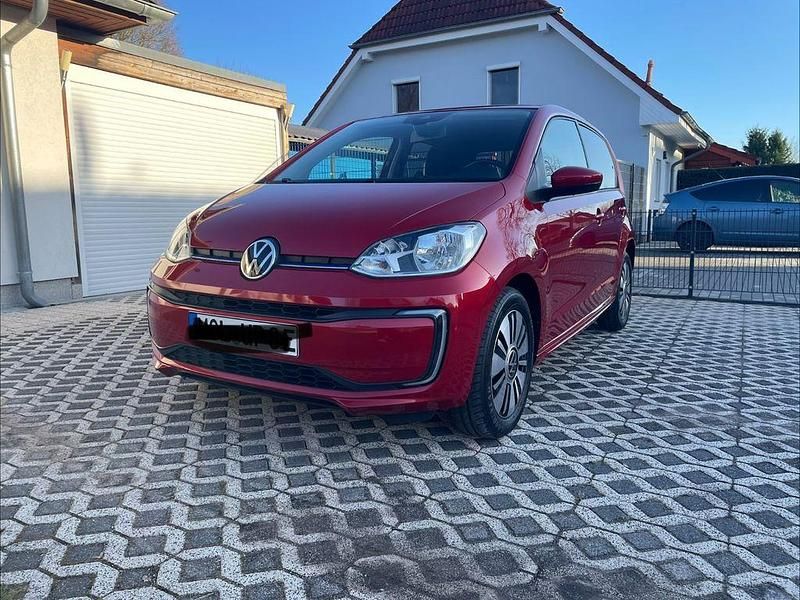 Gebraucht VW e-up! Style 61 kW (83 PS) 2021 Rot Kleinwagen