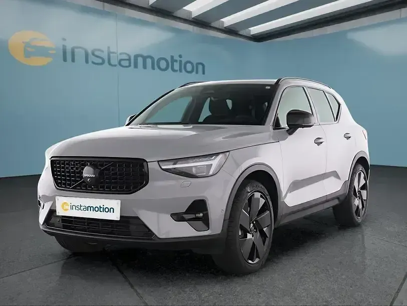 Gebraucht Volvo XC40 Plus 163 PS (119 kW) 2025 Grau SUV
