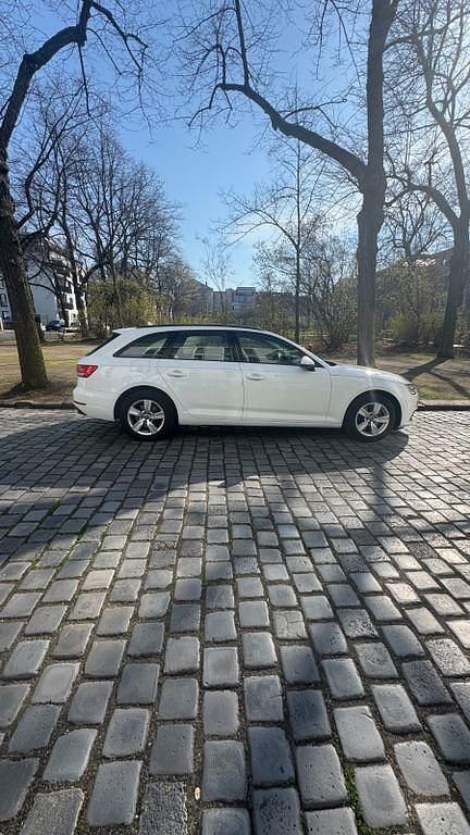 Gebraucht Audi A4 Comfort 122 PS (89 kW) 2016 Weiß Kombi