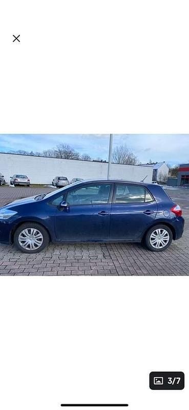 Gebraucht Toyota Auris 99 PS (72 kW) 2012 Limousine