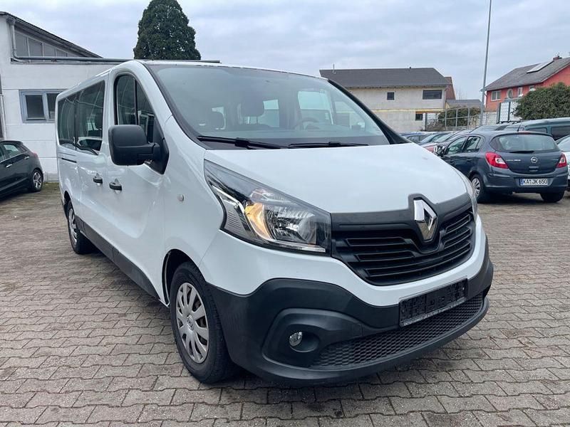 Gebraucht Renault Trafic Expression 116 PS (85 kW) 2015 Weiß Van / Kleinbus