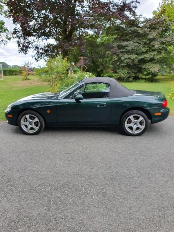 Usata Mazda MX5 110 CV (80 kW) 2002 Verde Cabrio