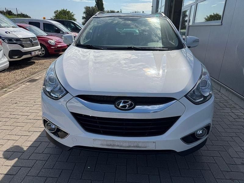Violet Gebraucht 2012 Hyundai ix35 Premium SUV | 6.799 € (Guter Preis) - Bild 1/4