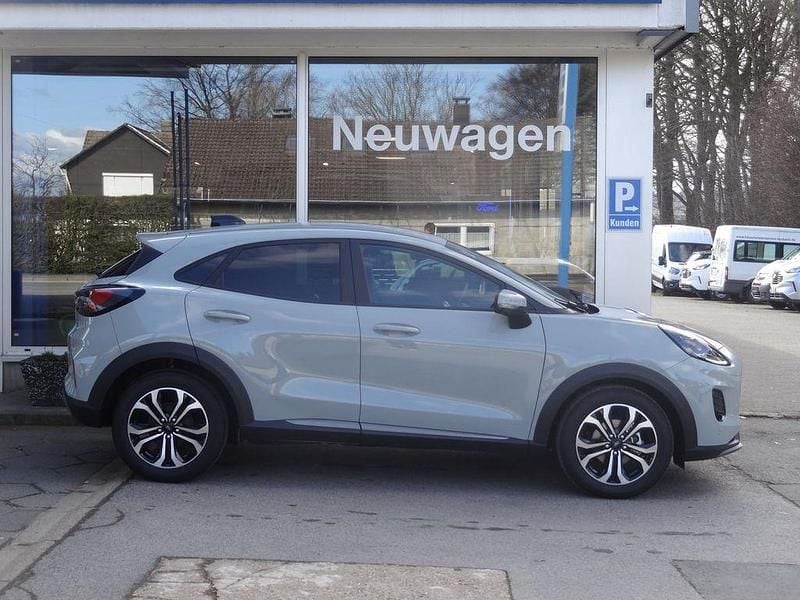 Gebraucht Ford Puma Titanium 125 PS (91 kW) 2025 Cactus grey SUV