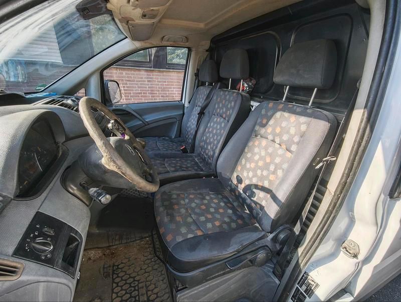 Gebraucht Mercedes Vito 88 PS (64 kW) 2006 Weiß Van