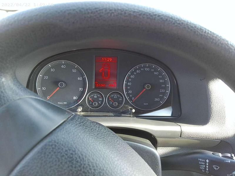 Gebraucht VW Touran Trendline 102 PS (75 kW) 2008 Reflexsilber metallic Van / Kleinbus