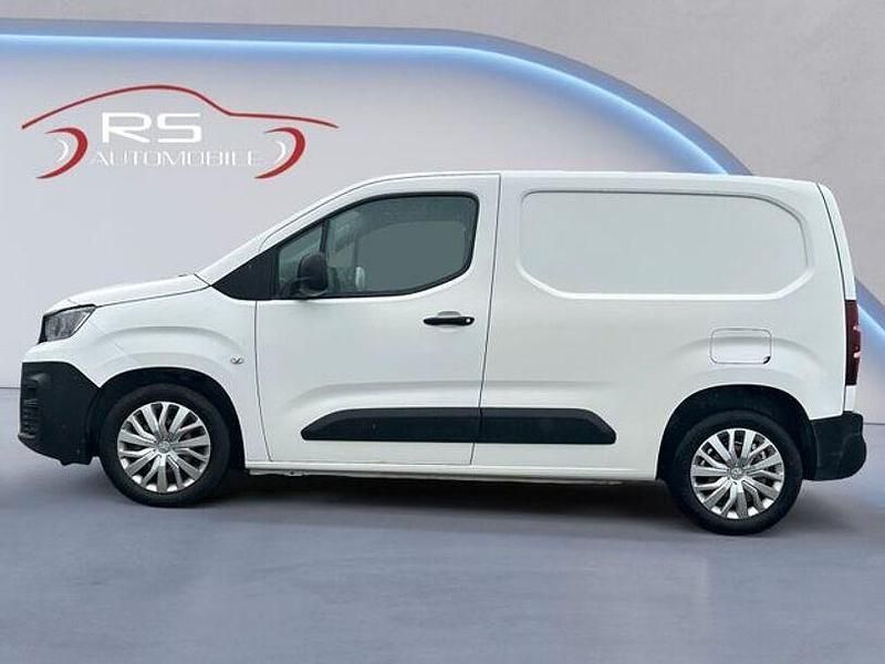 Gebraucht Peugeot Partner Premium 101 PS (74 kW) 2019 Weiss Van / Kleinbus