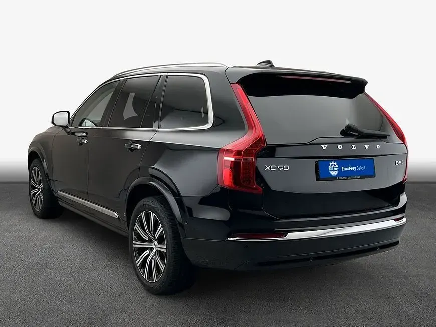 Gebraucht Volvo XC90 Ultimate 250 PS (183 kW) 2023 Onyx schwarzmetallic SUV