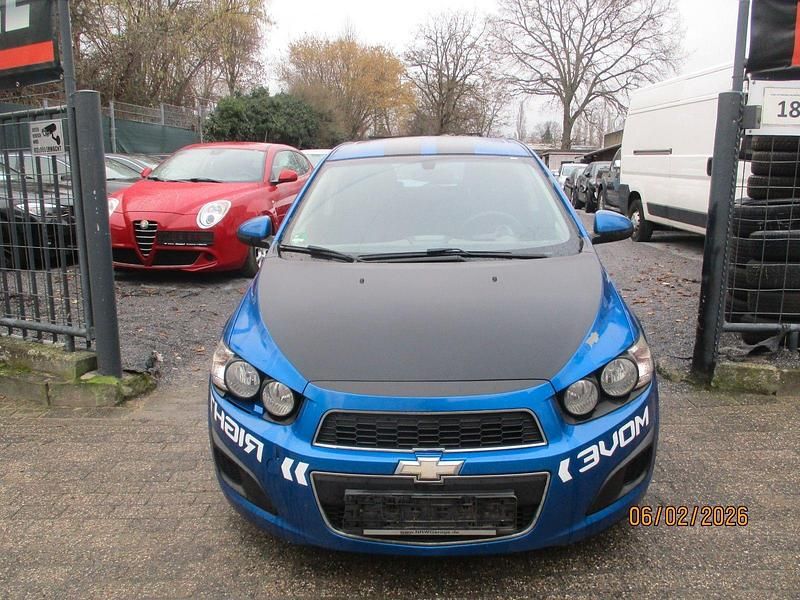Gebraucht Chevrolet Aveo LT 101 PS (74 kW) 2012 Blau Kleinwagen