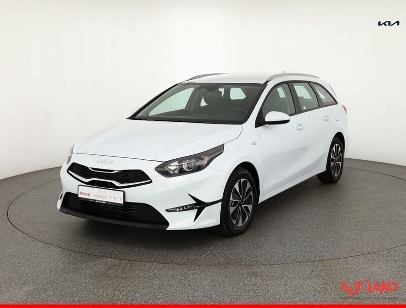 Weiß Neu 2025 Kia Ceed Sportswagon Kombi | 24.490 € (Superpreis) - Bild 1/4