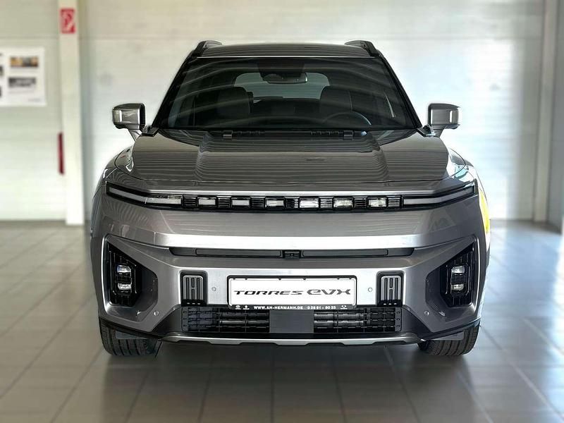 Brugt KGM Torres EVX 152 kW (207 HK) 2024 Iron metal metallic SUV