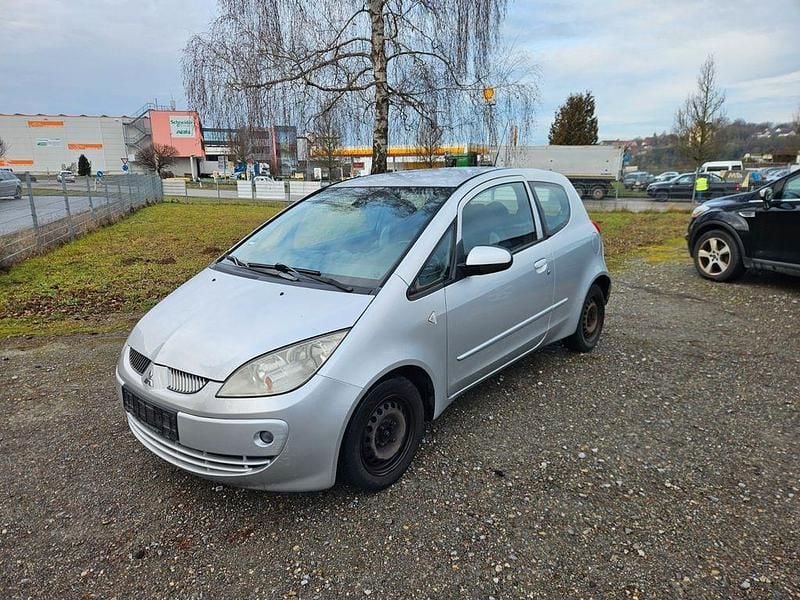 Gebraucht Mitsubishi Colt Inform 75 PS (55 kW) 2006 Grau Limousine