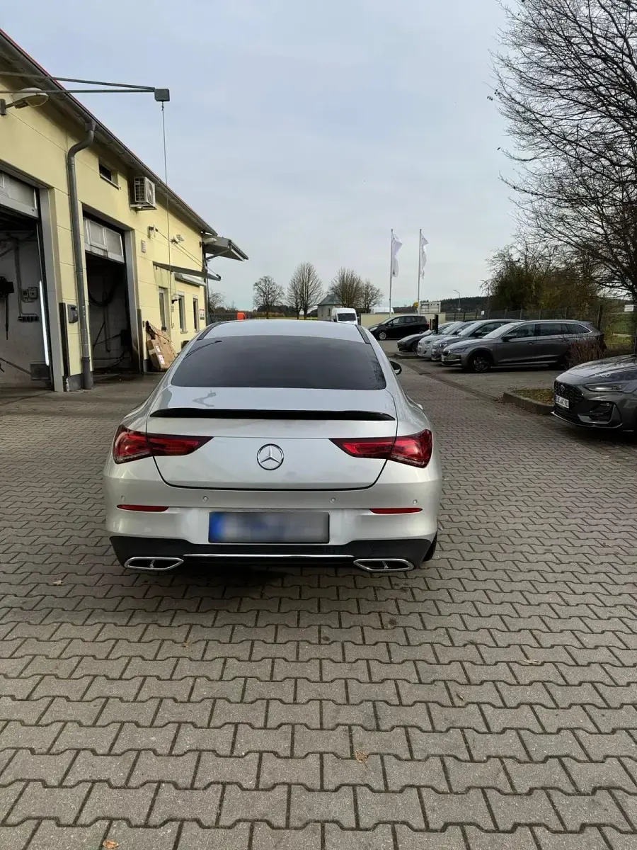 Gebraucht Mercedes CLA180 136 PS (100 kW) 2022 Silber Coupé