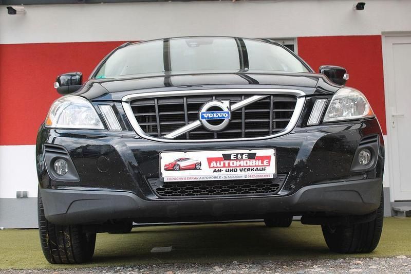 Gebraucht Volvo XC60 Kinetic 175 PS (128 kW) 2010 Schwarz SUV