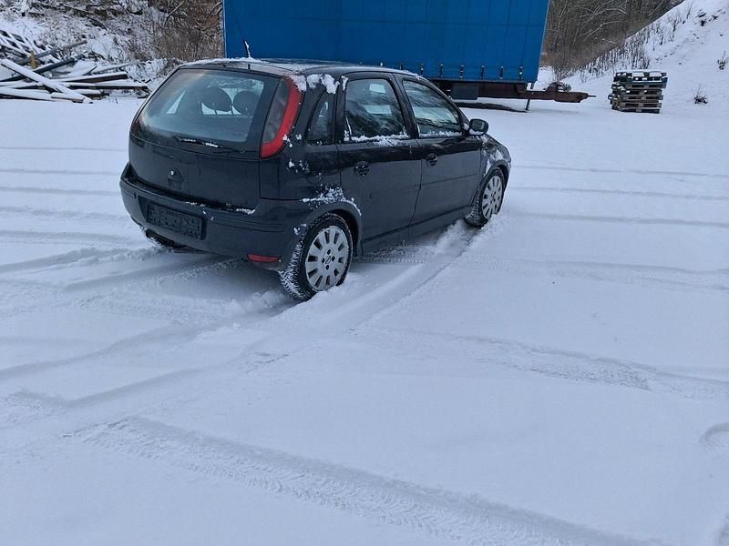 Gebraucht Opel Corsa 75 PS (55 kW) 2004 Schwarz Kleinwagen