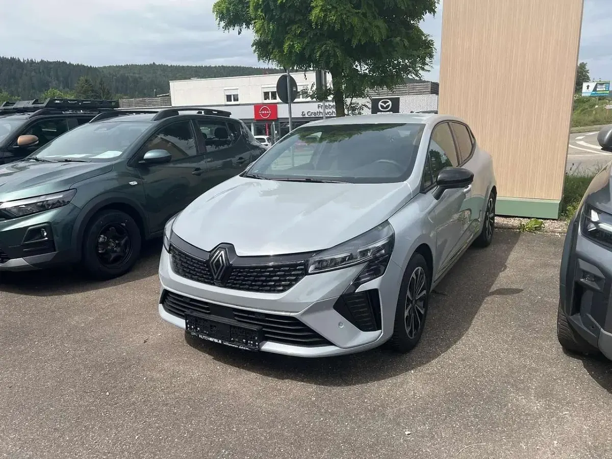 Gebraucht Renault Clio V Techno 144 PS (105 kW) 2025 Rafalegrau Limousine