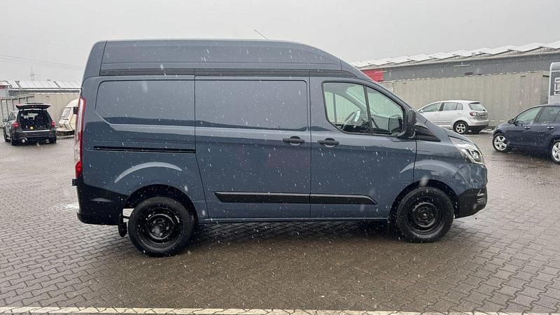 Gebraucht Ford Transit Custom 131 PS (96 kW) 2022 Grau Van / Kleinbus