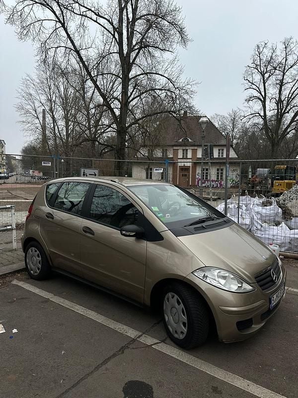 Gold Gebraucht 2005 Mercedes A160 Kleinwagen | 2.850 € (Fairer Preis) - Bild 1/4