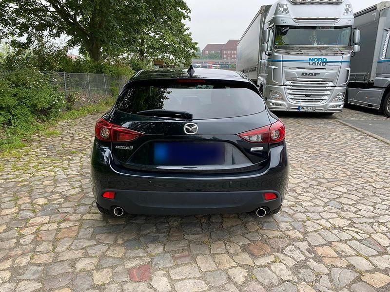 Gebraucht Mazda 3 Center-Line 150 PS (110 kW) 2015 Schwarz Kleinwagen