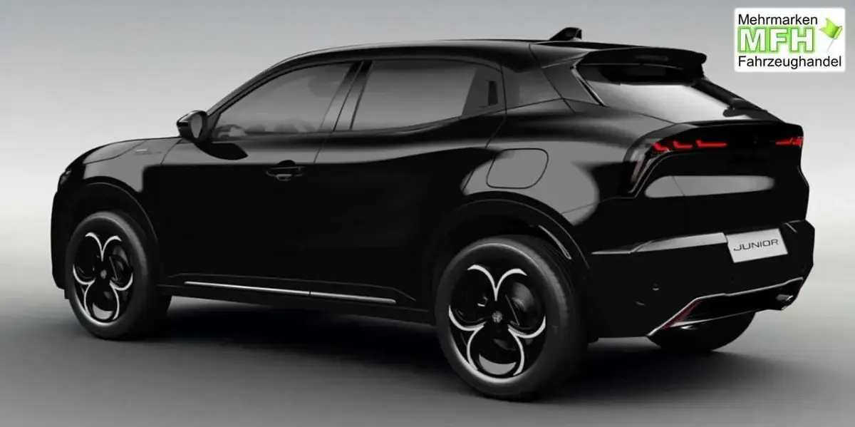 Neu Alfa Romeo Junior Edizione Speciale 145 PS (106 kW) 2026 Nero tortona SUV