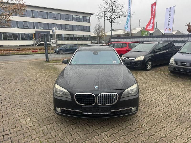 Gebraucht BMW 750L 408 PS (300 kW) 2009 Schwarz Limousine