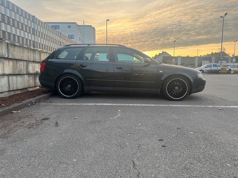 Gebraucht Audi A4 220 PS (161 kW) 2002 Schwarz Kombi