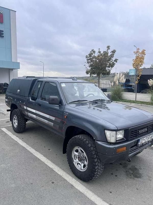 Gebraucht Toyota HiLux 83 PS (61 kW) 1990 Pickup