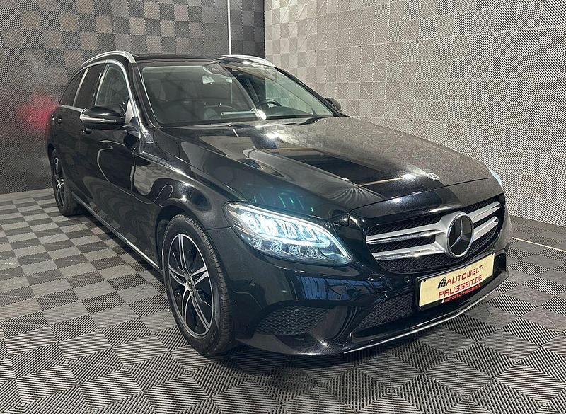Gebraucht Mercedes C300 Avantgarde 258 PS (189 kW) 2020 Schwarz Limousine