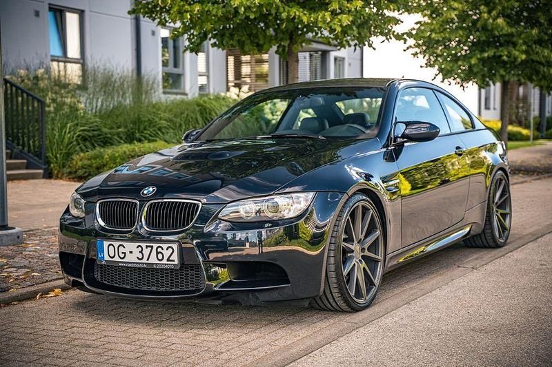Schwarz Gebraucht 2009 BMW M3 Basis Coupé | 34.990 € - Bild 1/4