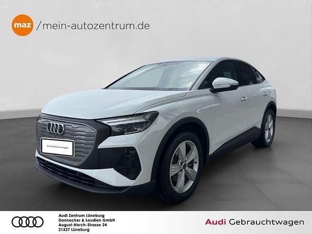 Gebraucht Audi Q4 Sportback e-tron Comfort 125 kW (170 PS) 2022 Gletscherweiß metallic SUV