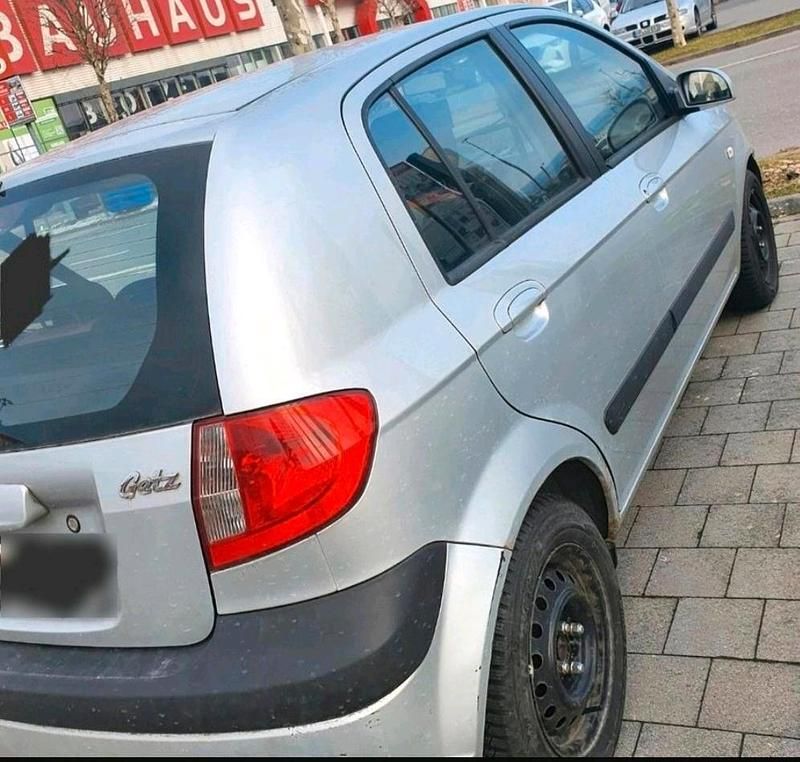 Gebraucht Hyundai Getz 67 PS (49 kW) 2009 Silber Kleinwagen